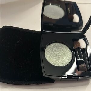 CHANEL ombré essentiele Eyeshadow jade facette 222